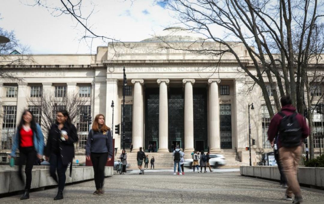 美國(guó)留學(xué)生選課時(shí)要注意什么