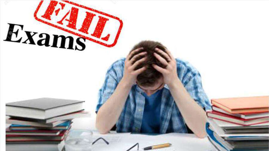 英國(guó)本科掛科無法升大二