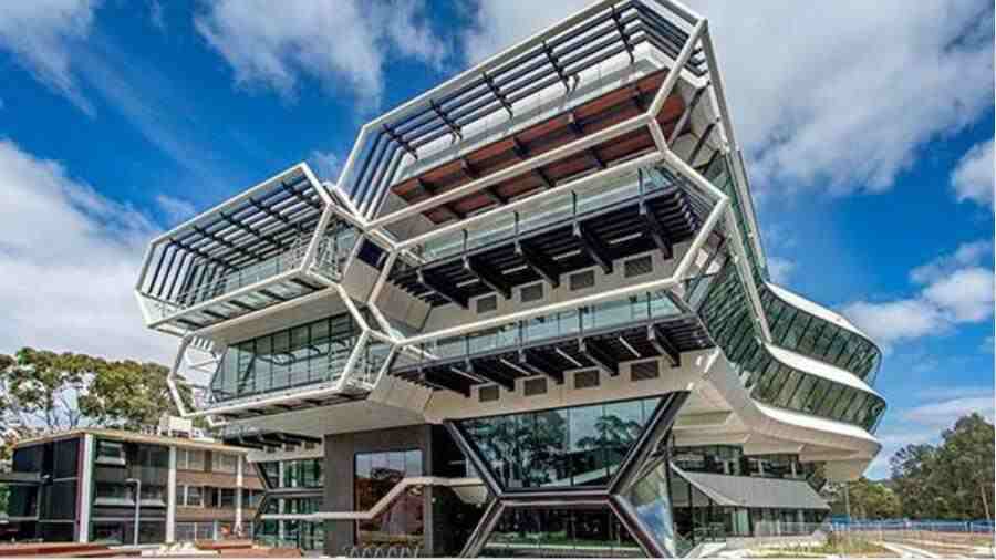 莫那什大學(xué)商業(yè)學(xué)士課程輔導(dǎo)